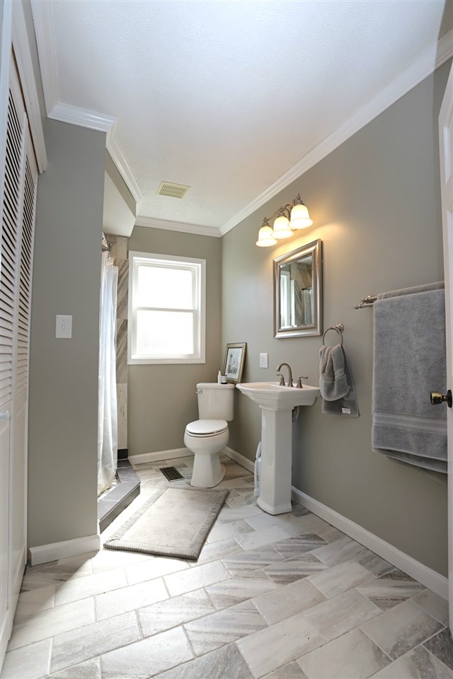 440 Walnut Street Elberfeld, IN 47613 - Photo 14 of 23 Gallery Image 14