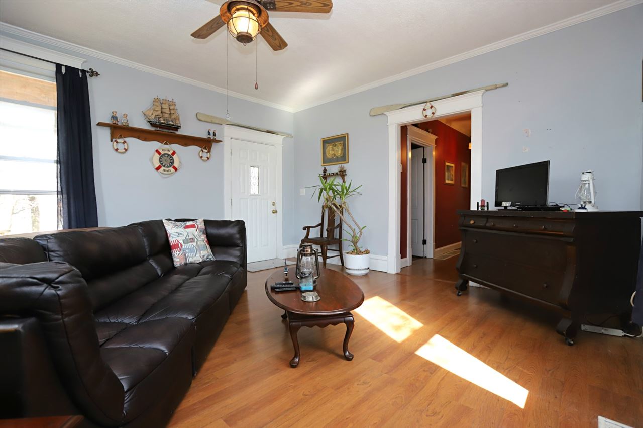 440 Walnut Street Elberfeld, IN 47613 - Photo 5 of 23 Gallery Image 5