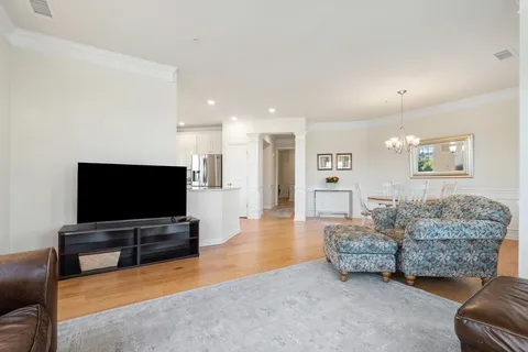 $579,000 | 11101 Peters Farm Way, Unit 101, Westborough, MA 01581