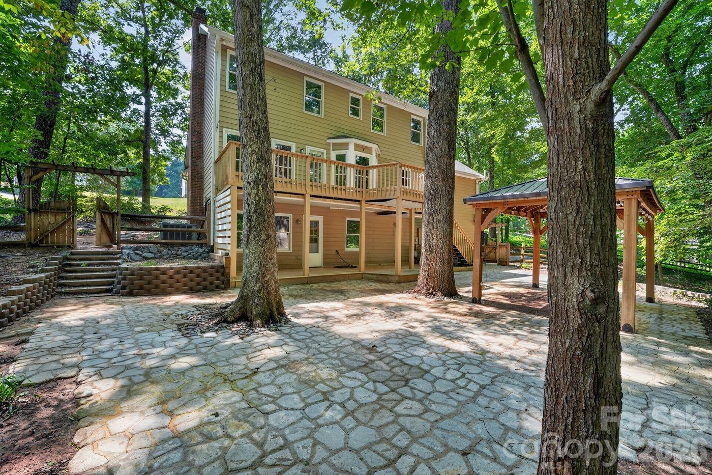 1472 Old Tara Lane Fort Mill, SC 29708 - Photo 13 of 14 Gallery Image 13