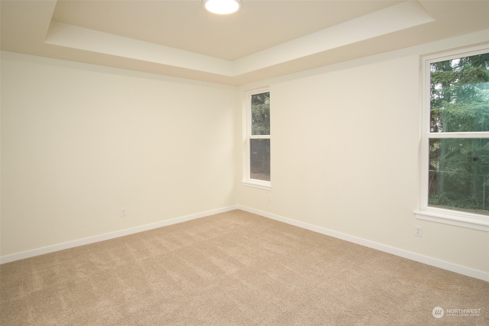 1070 Rw Fletcher Street Winlock, WA 98596 - Photo 14 of 21 an empty room with a window