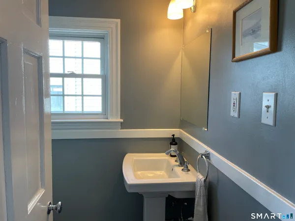 $3,550 | 99 Penn Drive, West Hartford, CT 06119