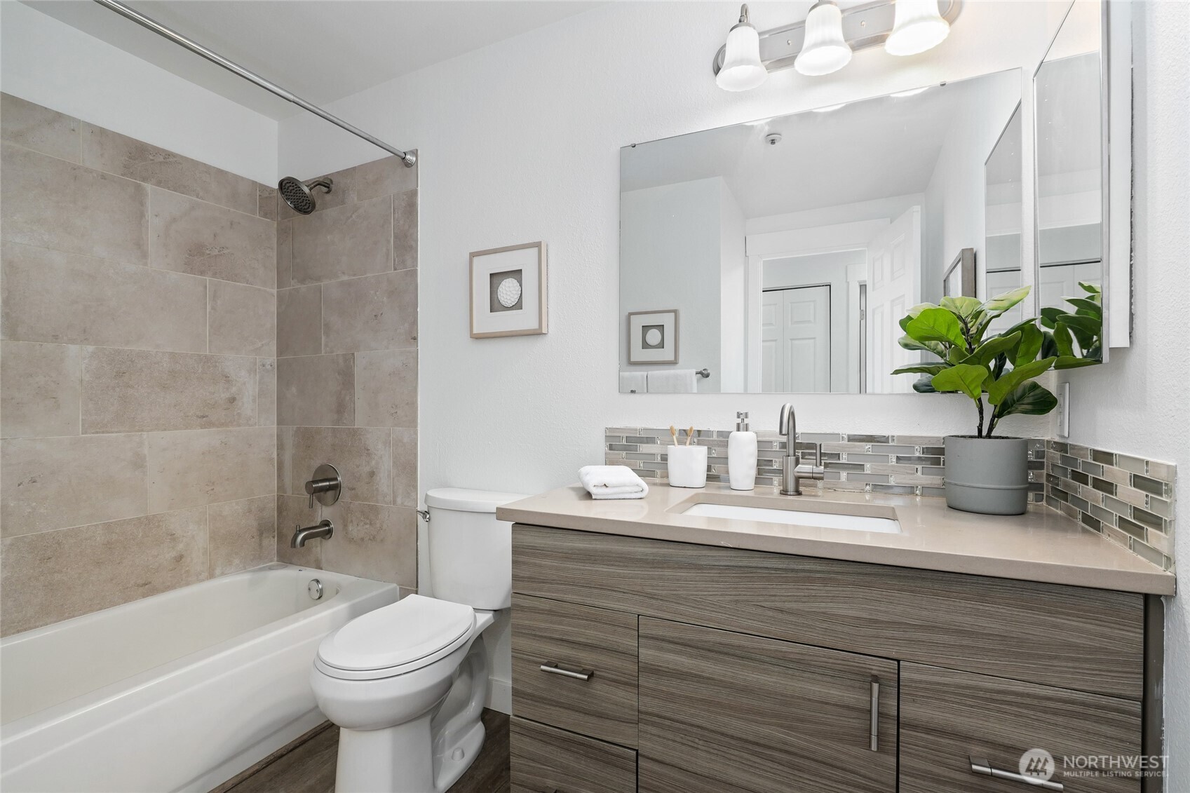 7453 Newcastle Golf Club Road, Unit L304 Newcastle, WA 98059 - Photo 15 of 20