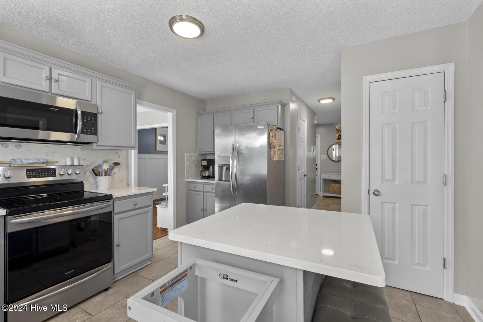 108 Ridgewood Court Jacksonville, NC 28546 - Photo 15 of 33 Kitchen 5