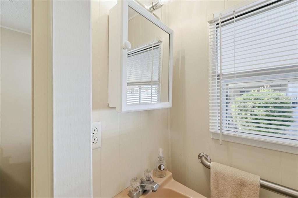 5920 Teahouse Road Venice, FL 34293 - Photo 33 of 59