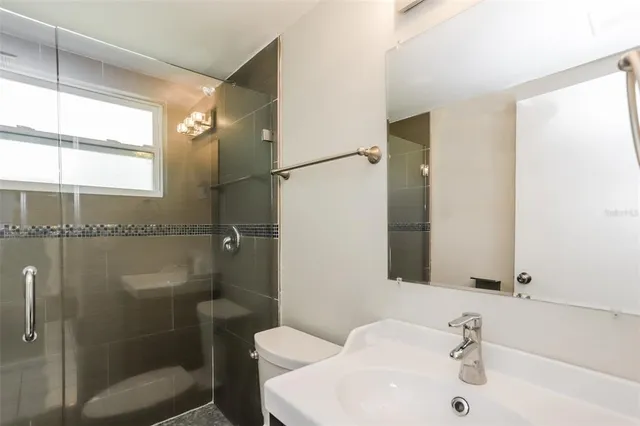 $2,200 | 3759 St Charles Circle, Sarasota, FL 34233