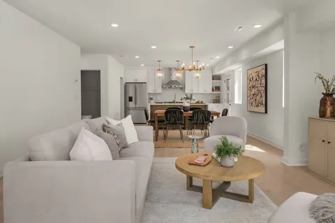 $675,000 | 909 Cheatham Place, Nashville, TN 37208