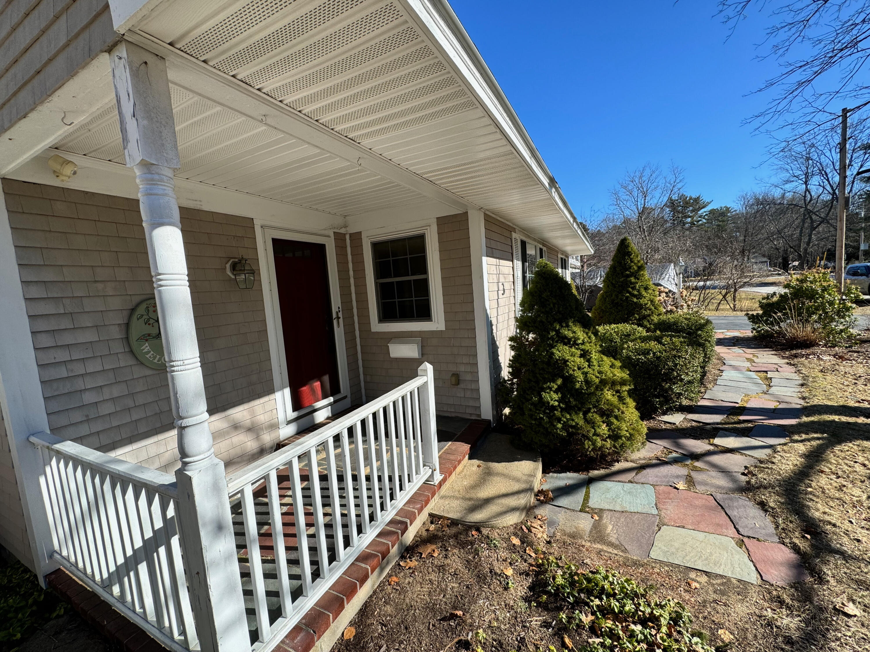 3 Oak Bluff Road Kennebunk, ME 04043 - Photo 11 of 41 Front Walk