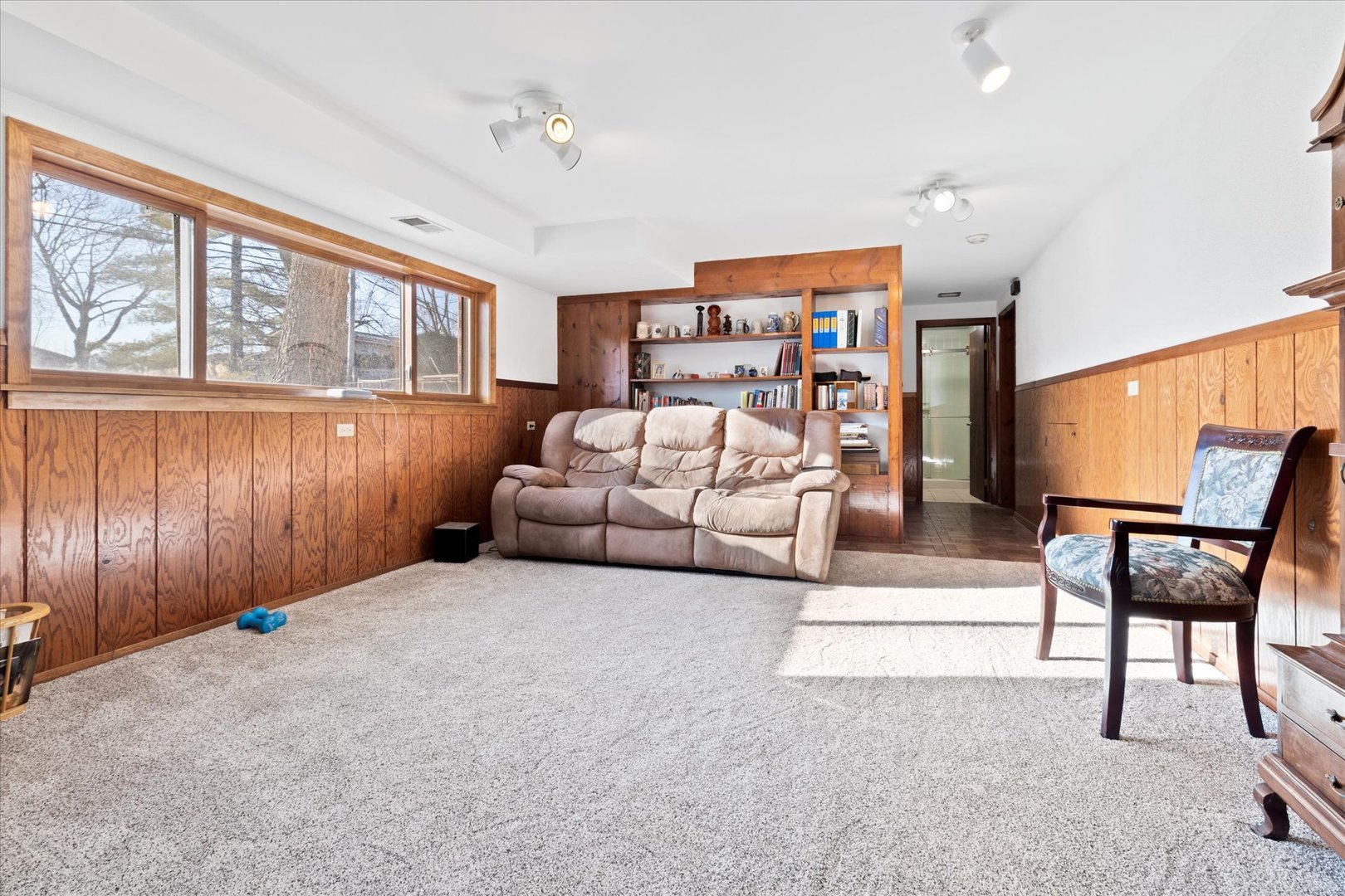 356 East Church Street Elmhurst, IL 60126 - Photo 8 of 16 a bedroom with furniture and a large window