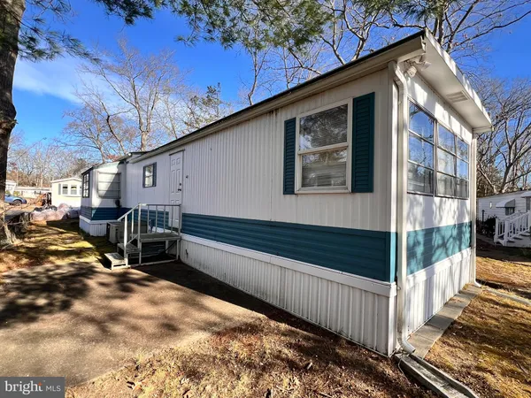 $37,500 | 2300 Massachusetts Avenue, Unit 27, Toms River, NJ 08755