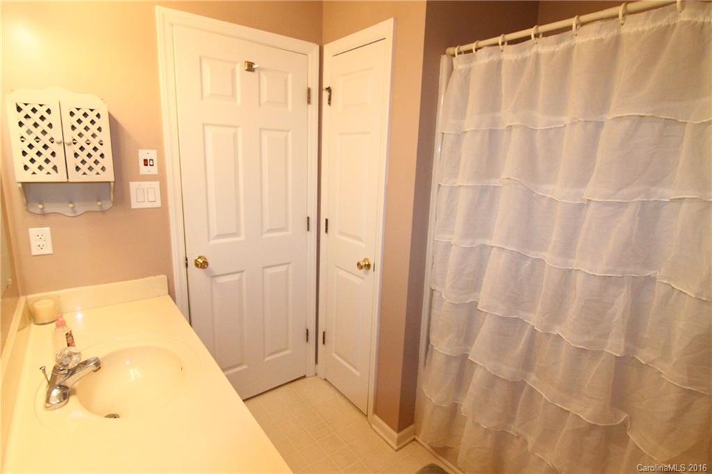 506 West Old Post Road Cherryville, NC 28021 - Photo 14 of 20 Gallery Image 14