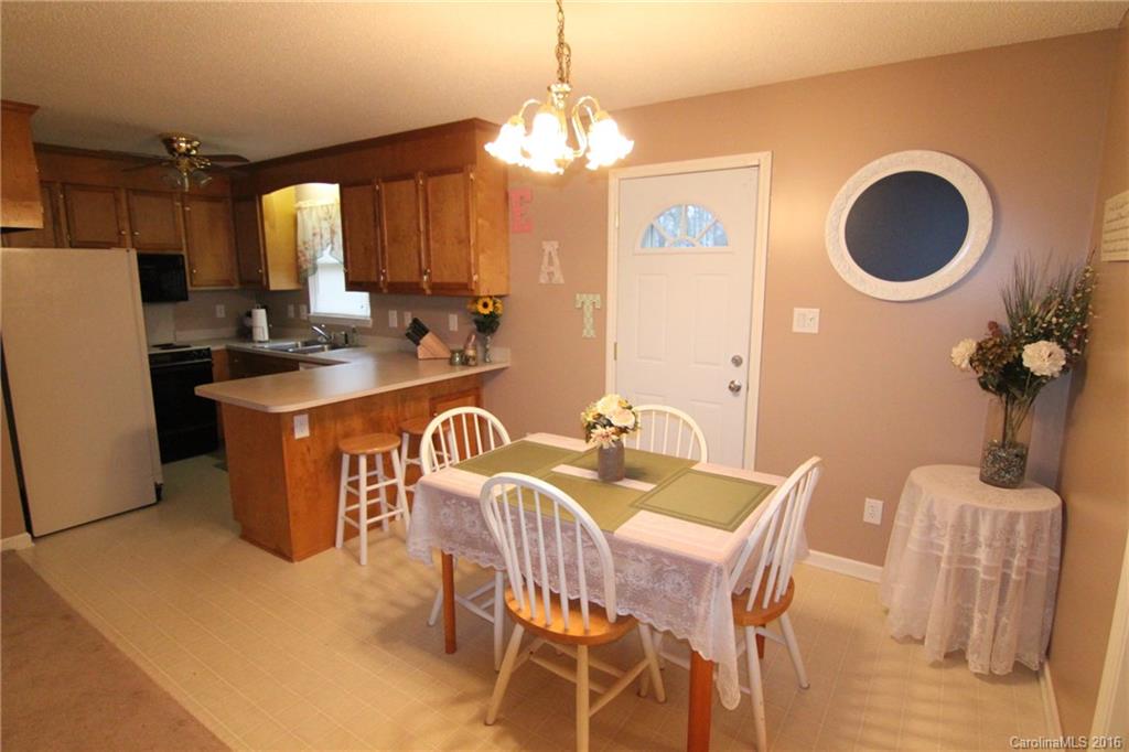 506 West Old Post Road Cherryville, NC 28021 - Photo 5 of 20 Gallery Image 5
