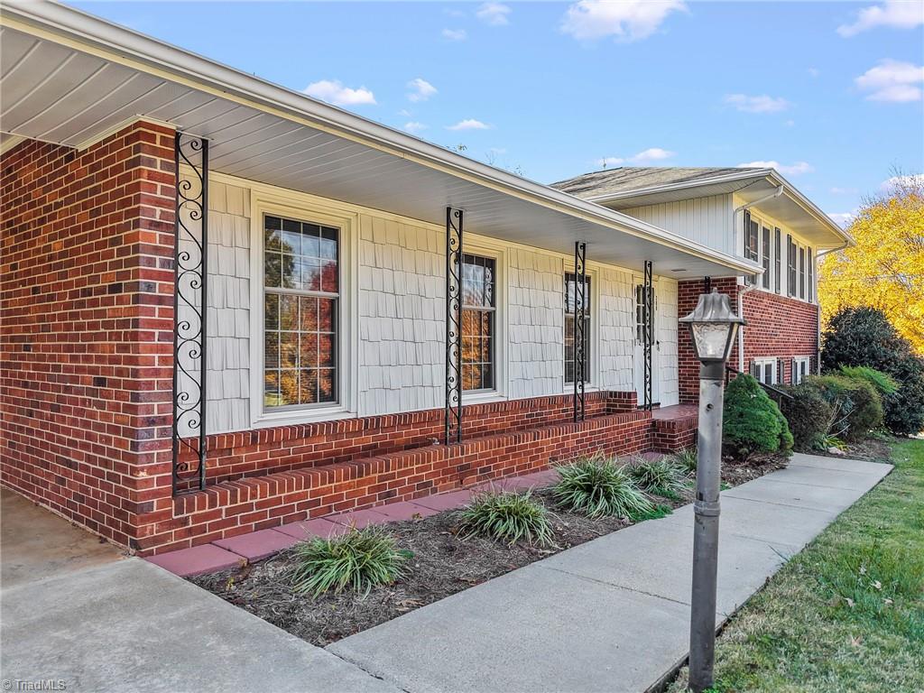 280 Brittany Road Rural Hall, NC 27045 - Photo 3 of 50 Gallery Image 3