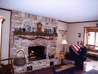 10787 Jackman Road Temperance, MI 48182 - Photo 4 of 8 767615-3.JPG