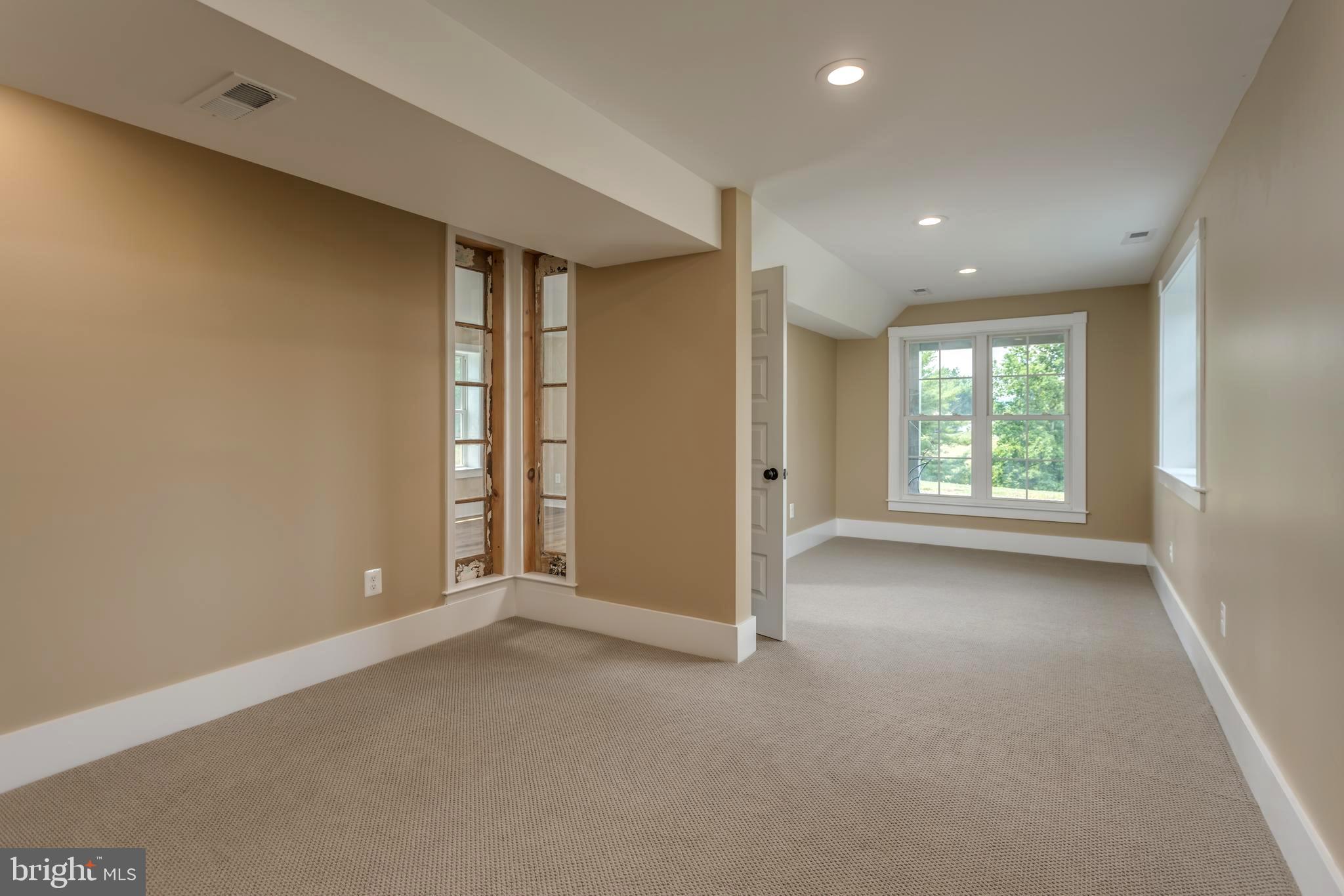 317 Aaron Mountain Road Castleton, VA 22716 - Photo 47 of 65 Apartment Bedroom with Natural light