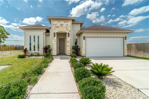 $269,500 | 2413 North Gaytan Avenue, Edinburg, TX 78542