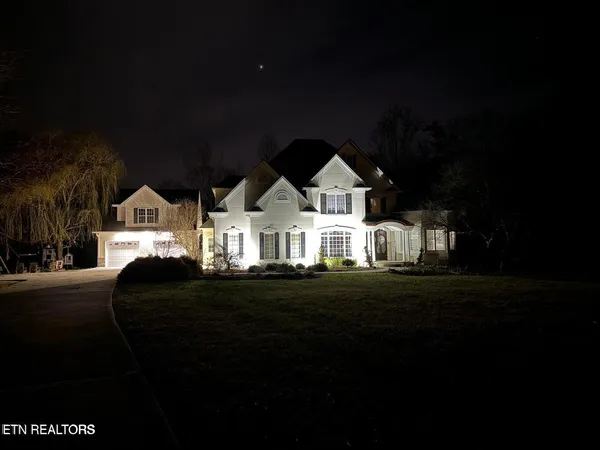 $1,184,000 | 156 Morgan Fields Drive, Wartburg, TN 37887