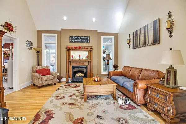 $1,184,000 | 156 Morgan Fields Drive, Wartburg, TN 37887