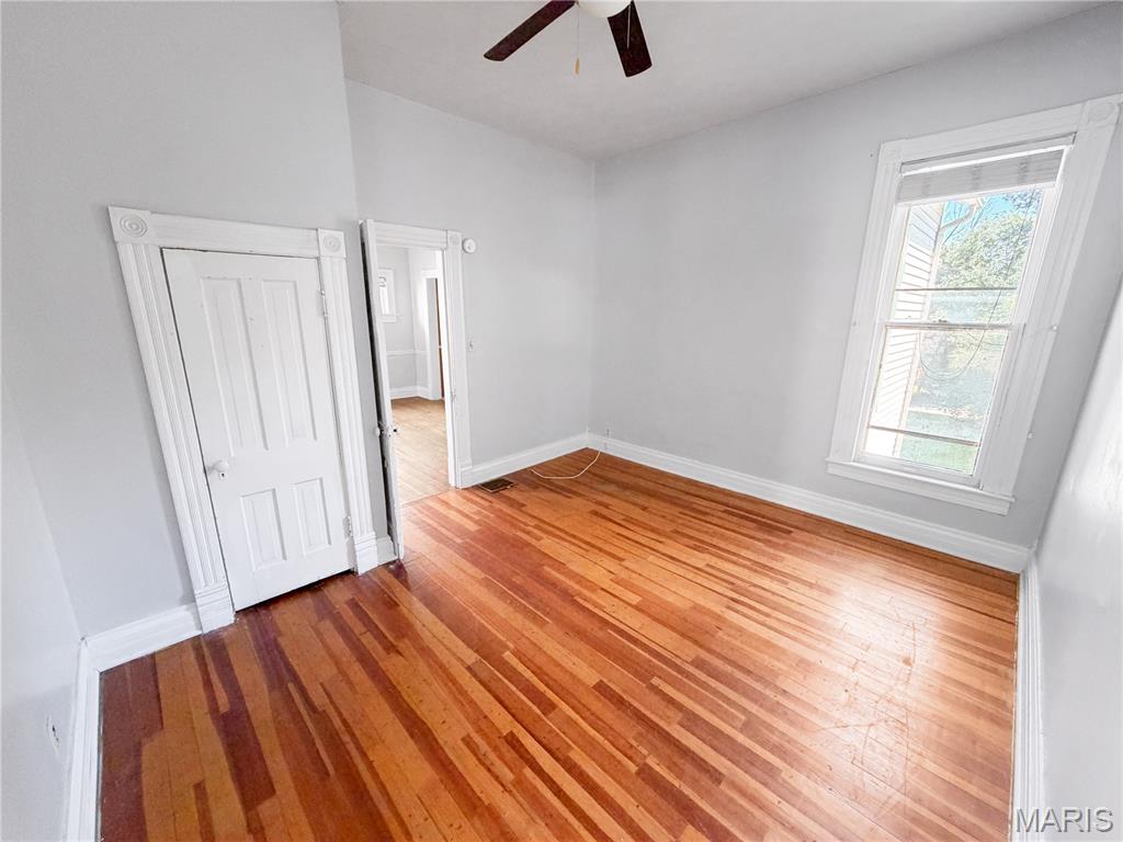 1915 Broadway Hannibal, MO 63401 - Photo 8 of 21