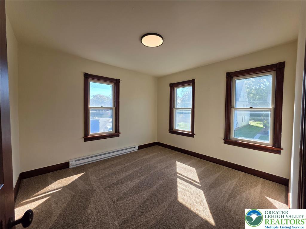 169 South Whitfield Street Nazareth, PA 18064 - Photo 22 of 35