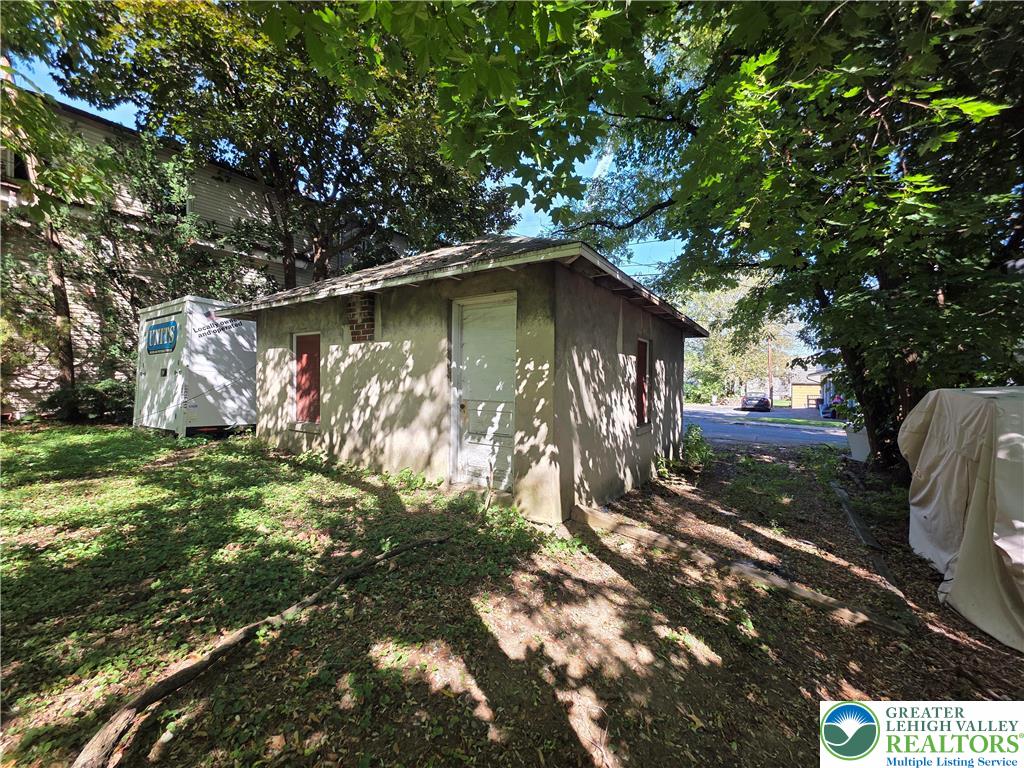 169 South Whitfield Street Nazareth, PA 18064 - Photo 30 of 35