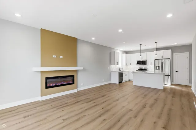 $469,000 | 2718 Budd Street, Unit 2S, River Grove, IL 60171