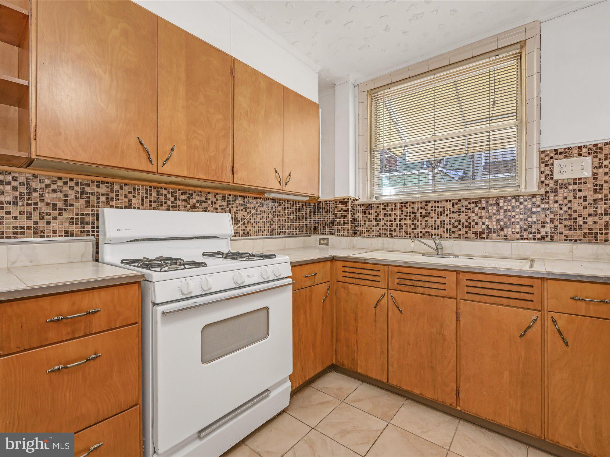 838 Sears Street Philadelphia, PA 19147 - Photo 10 of 24