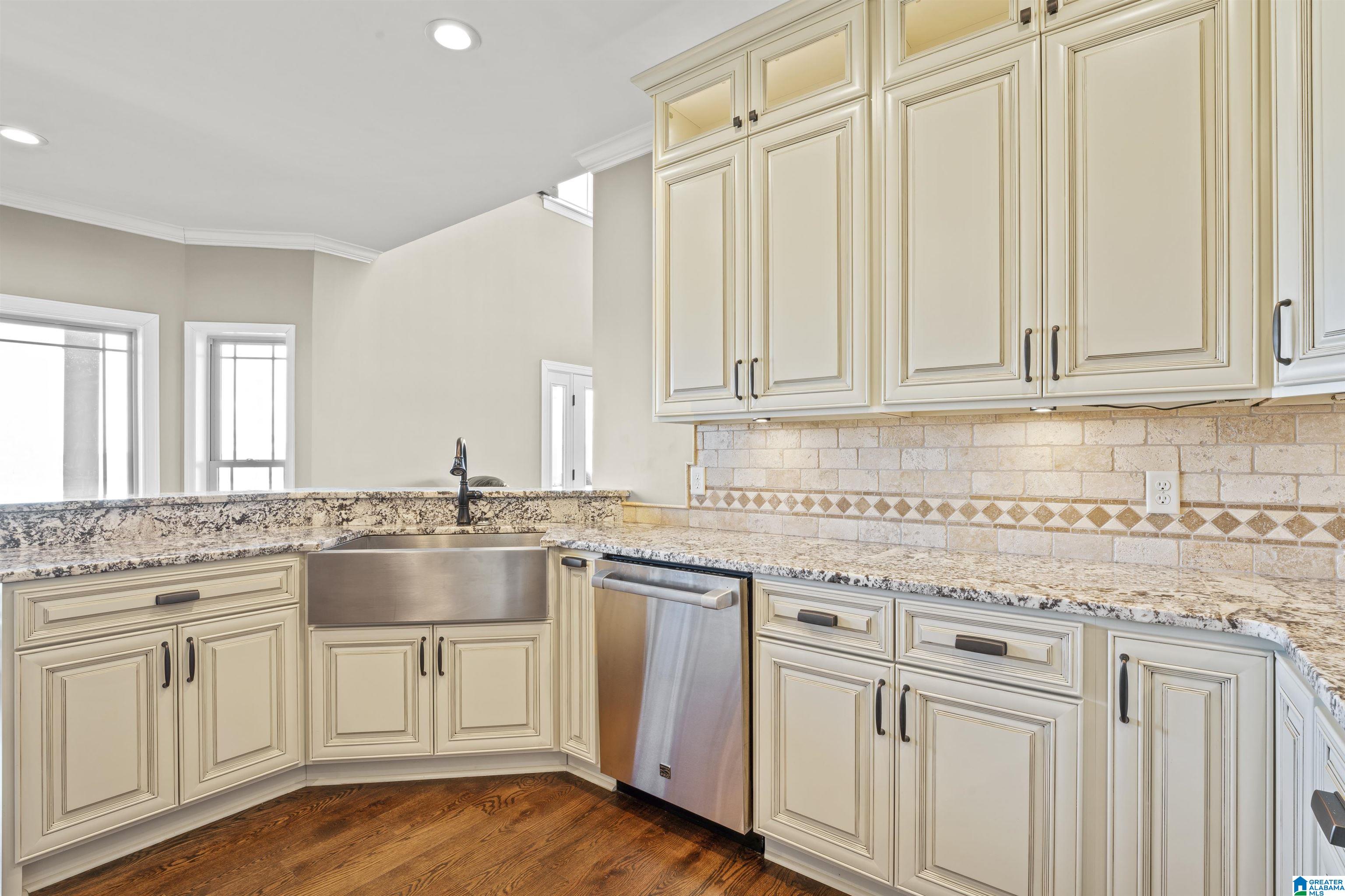 2640 Loop Road Steele, AL 35987 - Photo 14 of 50