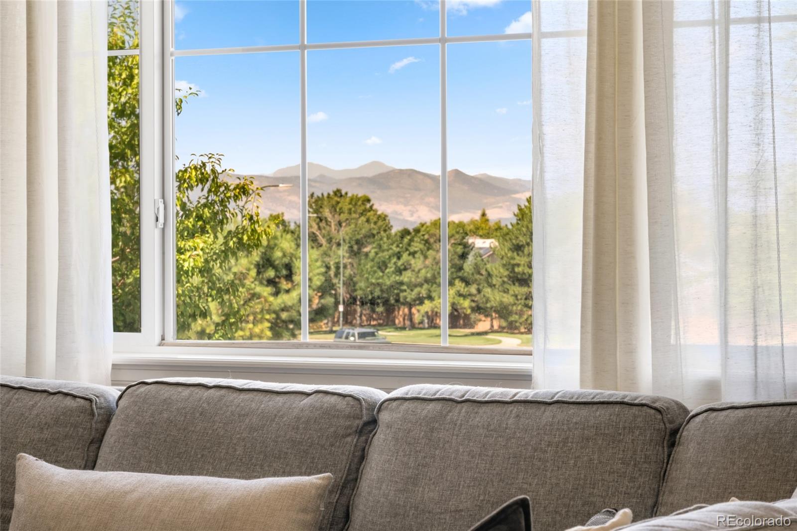 10415 Startrail Court Highlands Ranch, CO 80126 - Photo 22 of 49 a view of a balcony and window