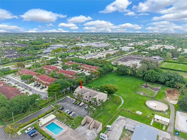 $2,800 | 4930 South University Drive, Unit 4930, Davie, FL 33328