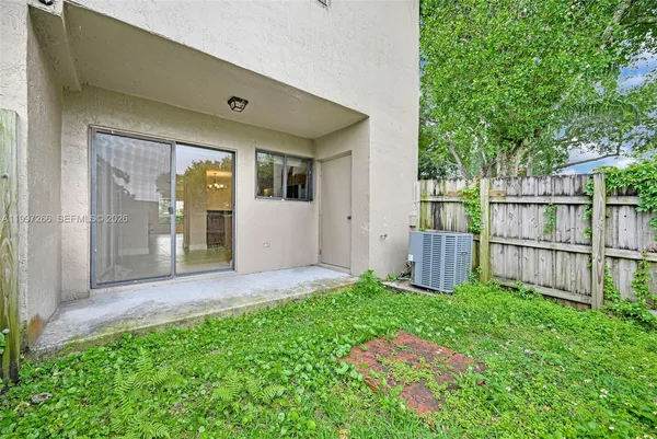 $2,800 | 4930 South University Drive, Unit 4930, Davie, FL 33328
