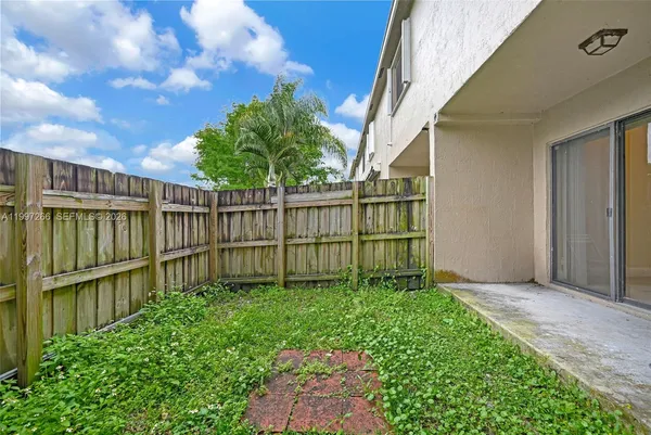 $2,800 | 4930 South University Drive, Unit 4930, Davie, FL 33328