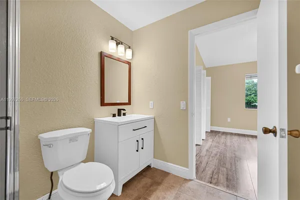 $2,800 | 4930 South University Drive, Unit 4930, Davie, FL 33328