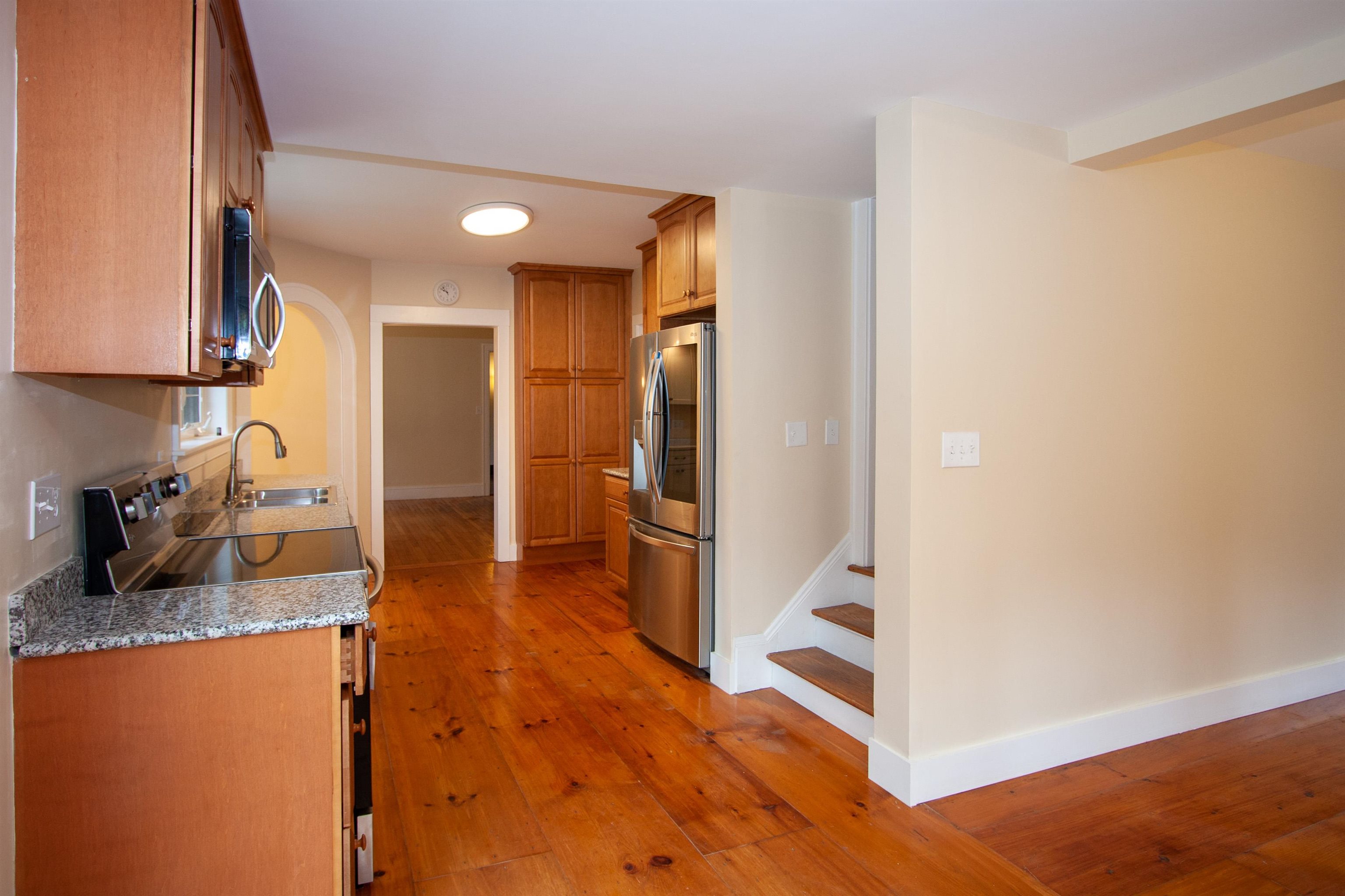 24 Oak Street Proctor, VT 05765 - Photo 11 of 39