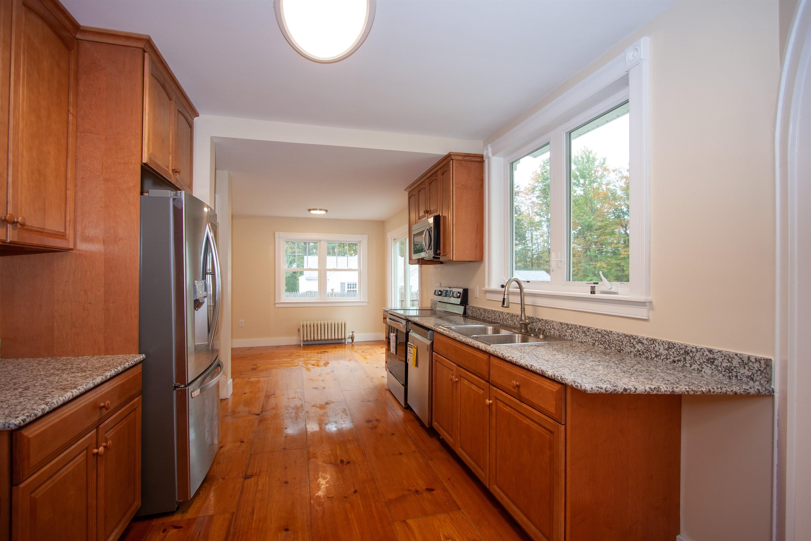 24 Oak Street Proctor, VT 05765 - Photo 10 of 39
