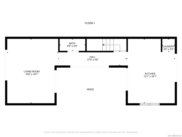 a picture of a white wall with a white and white wall