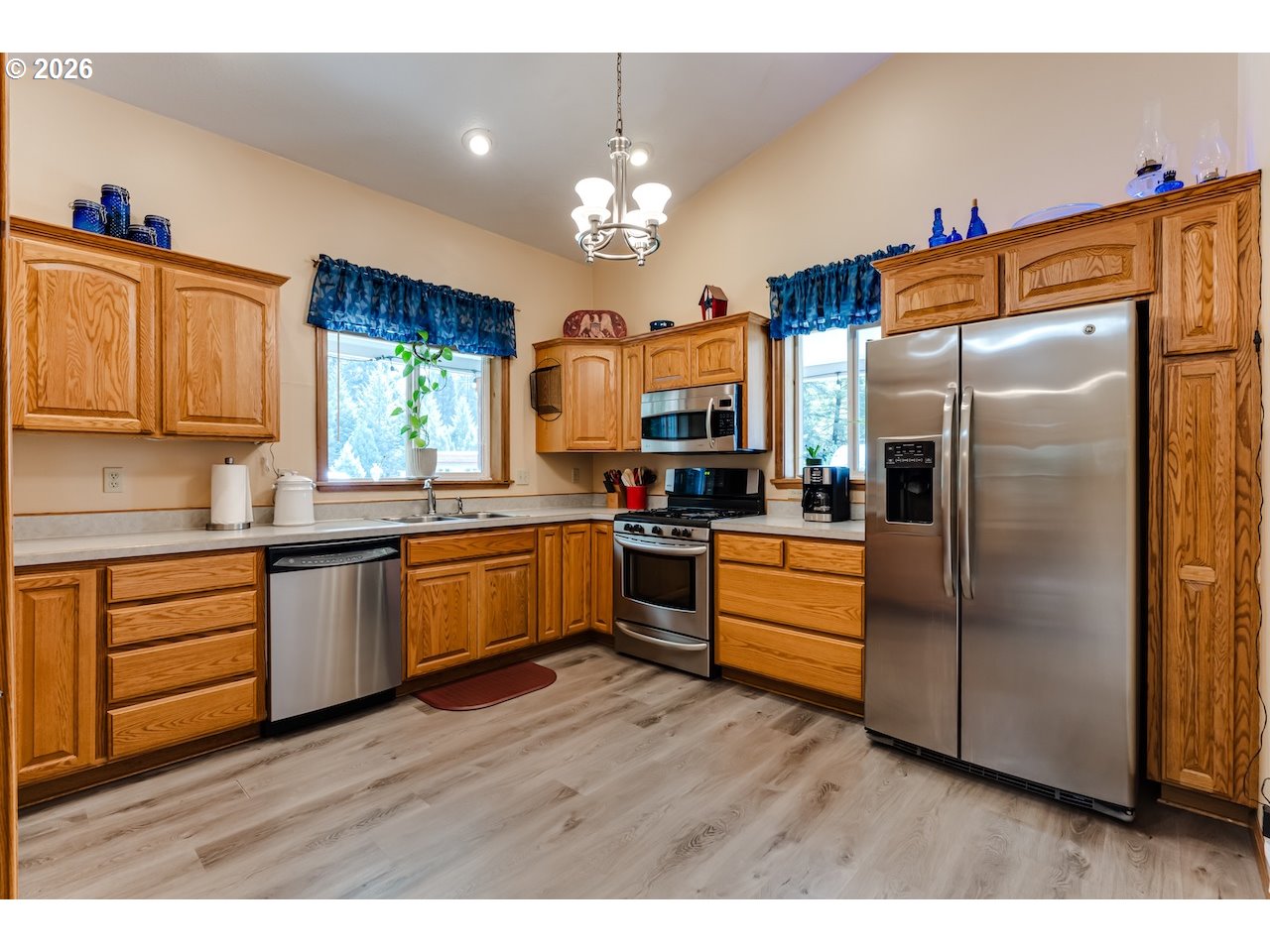 91793 Horse Creek Road Blue River, OR 97413 - Photo 10 of 42