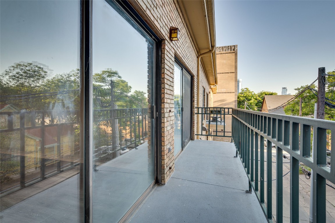 1908 San Antonio Street, Unit 306 Austin, TX 78705 - Photo 26 of 28 a view of a balcony