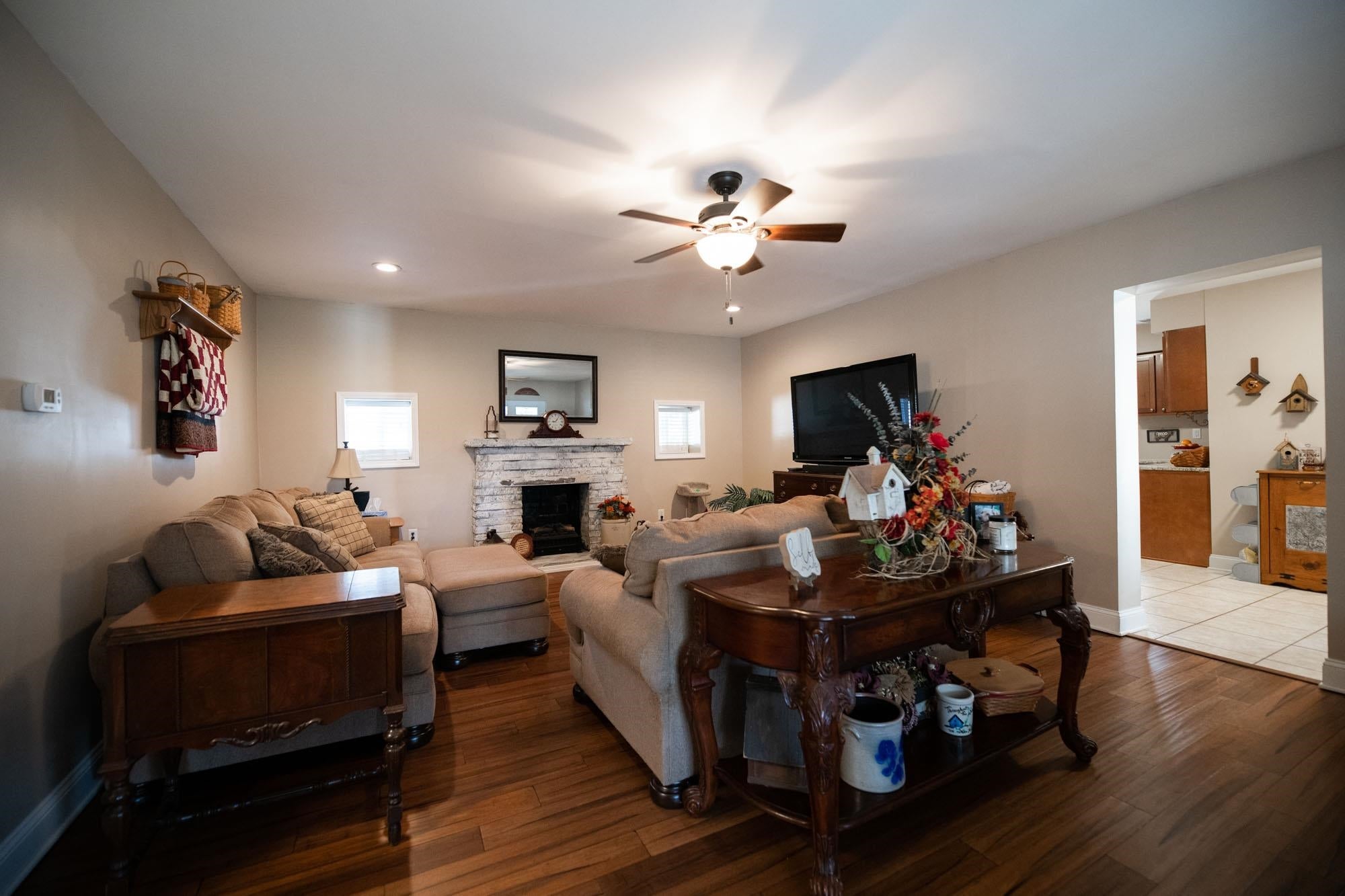 6273 Aracoma Road Huntington, WV 25705 - Photo 5 of 15 Gallery Image 5