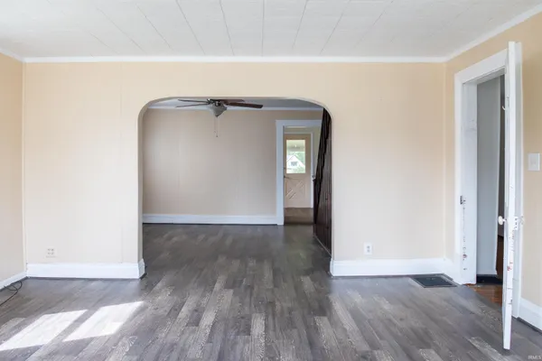 $179,900 | 1707 12th Street, Bedford, IN 47421