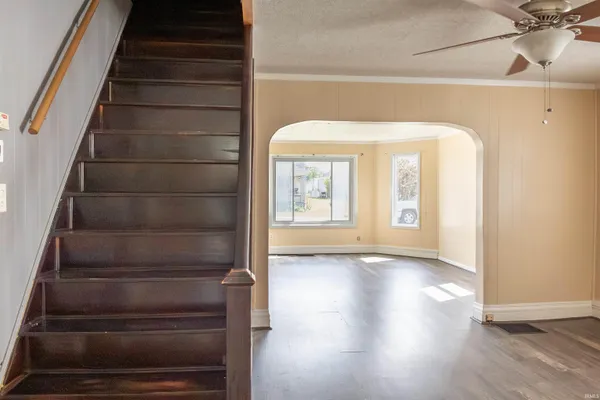 $179,900 | 1707 12th Street, Bedford, IN 47421
