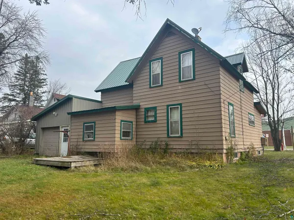 $150,000 | 421 South Main Street, Mellen, WI 54546