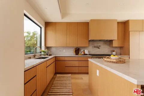 $3,425,000 | 12460 Greene Avenue, Los Angeles, CA 90066