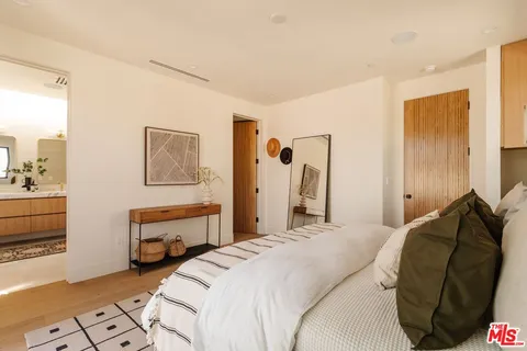 $3,425,000 | 12460 Greene Avenue, Los Angeles, CA 90066