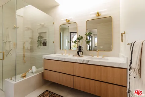 $3,425,000 | 12460 Greene Avenue, Los Angeles, CA 90066