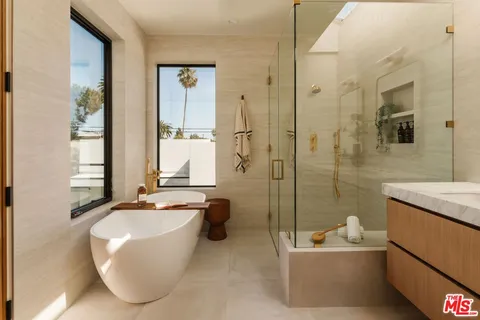 $3,425,000 | 12460 Greene Avenue, Los Angeles, CA 90066