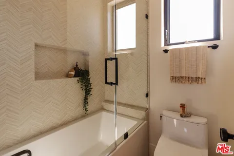 $3,425,000 | 12460 Greene Avenue, Los Angeles, CA 90066