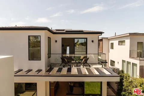 $3,425,000 | 12460 Greene Avenue, Los Angeles, CA 90066