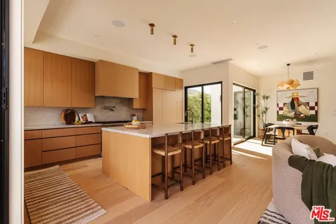 $3,425,000 | 12460 Greene Avenue, Los Angeles, CA 90066