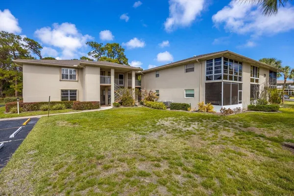 $1,500 | 29 Lake Vista Trail, Unit 205, Port St. Lucie, FL 34952
